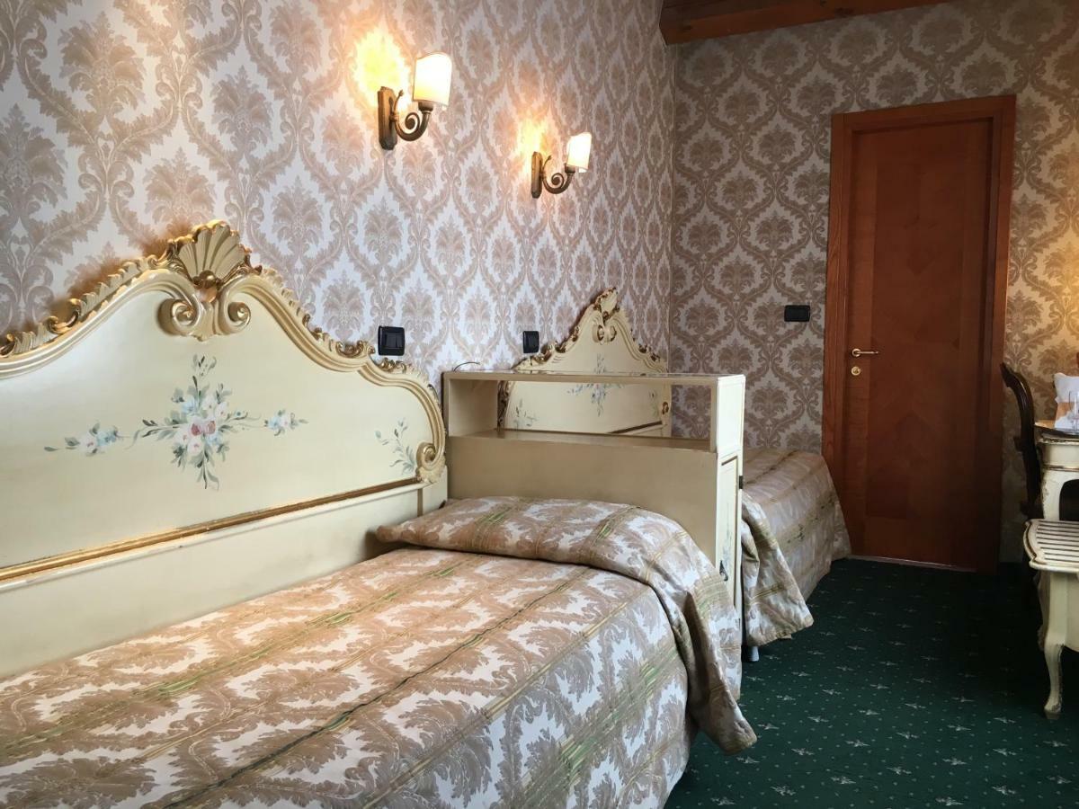 Hotel Gorizia A La Valigia Benátky Pokoj fotografie